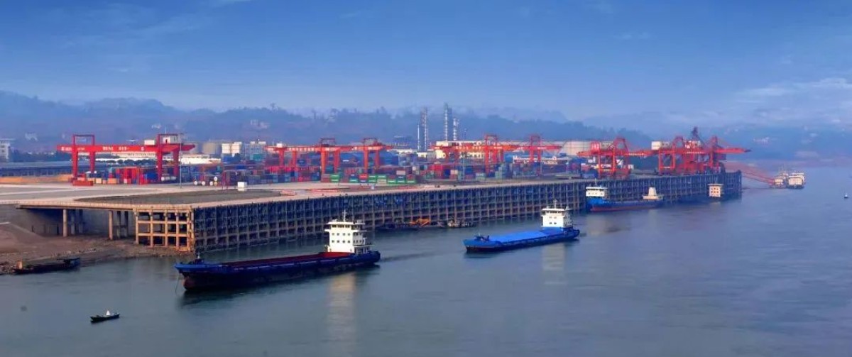 美国进口需求断崖式下跌，明年运价预计降40%！